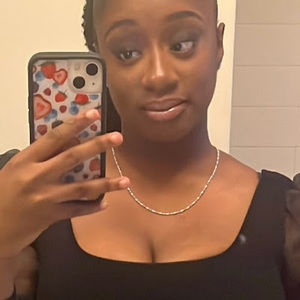 Meet your Posher, Monae